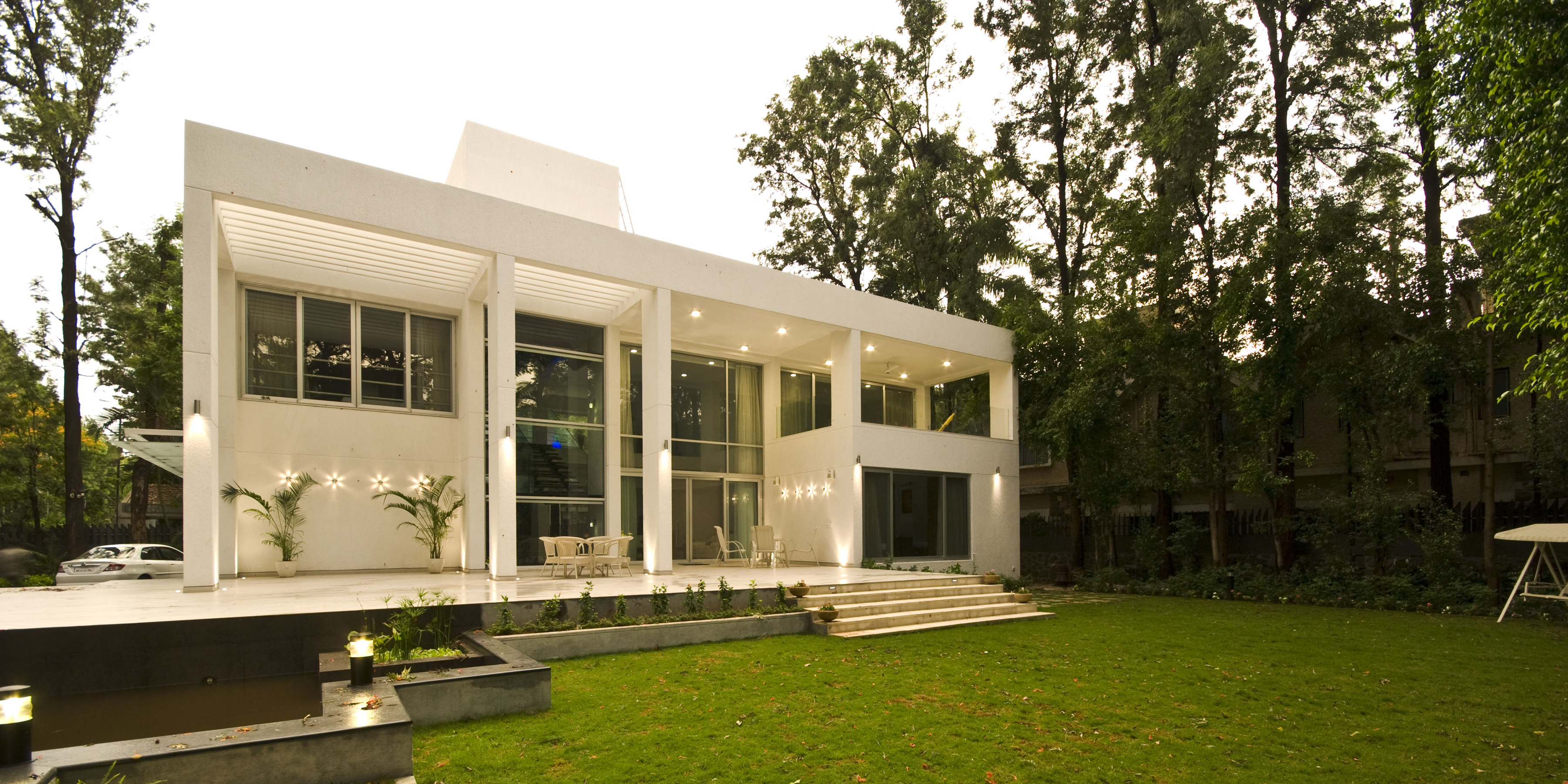 Villa Blanca published in “50 Beautiful Houses in India” | Chaney